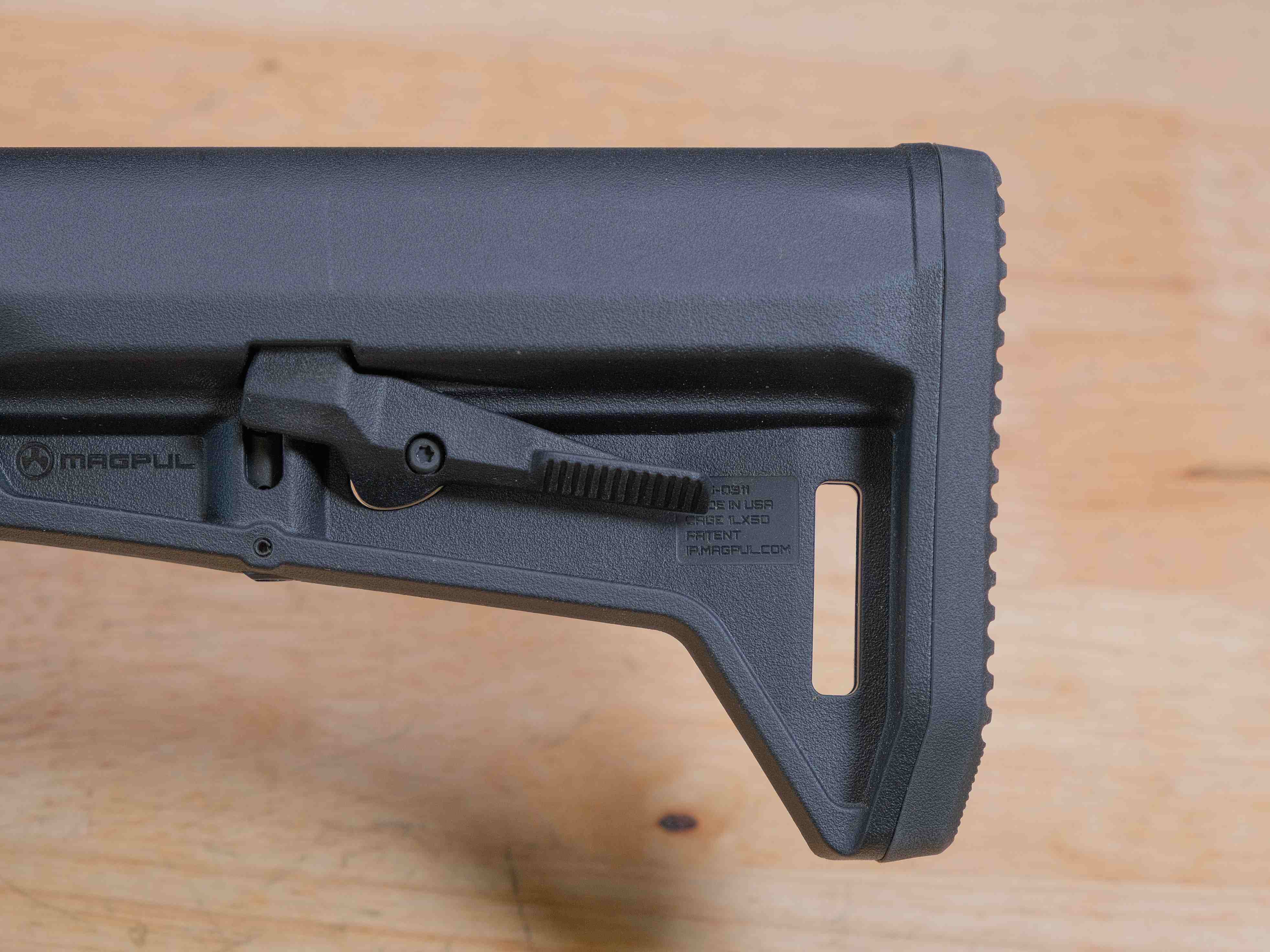 Sig Sauer M400 Tread AR15 - 5.56 NATO - w/ Romeo Red Dot & Magnifier - C-img-4