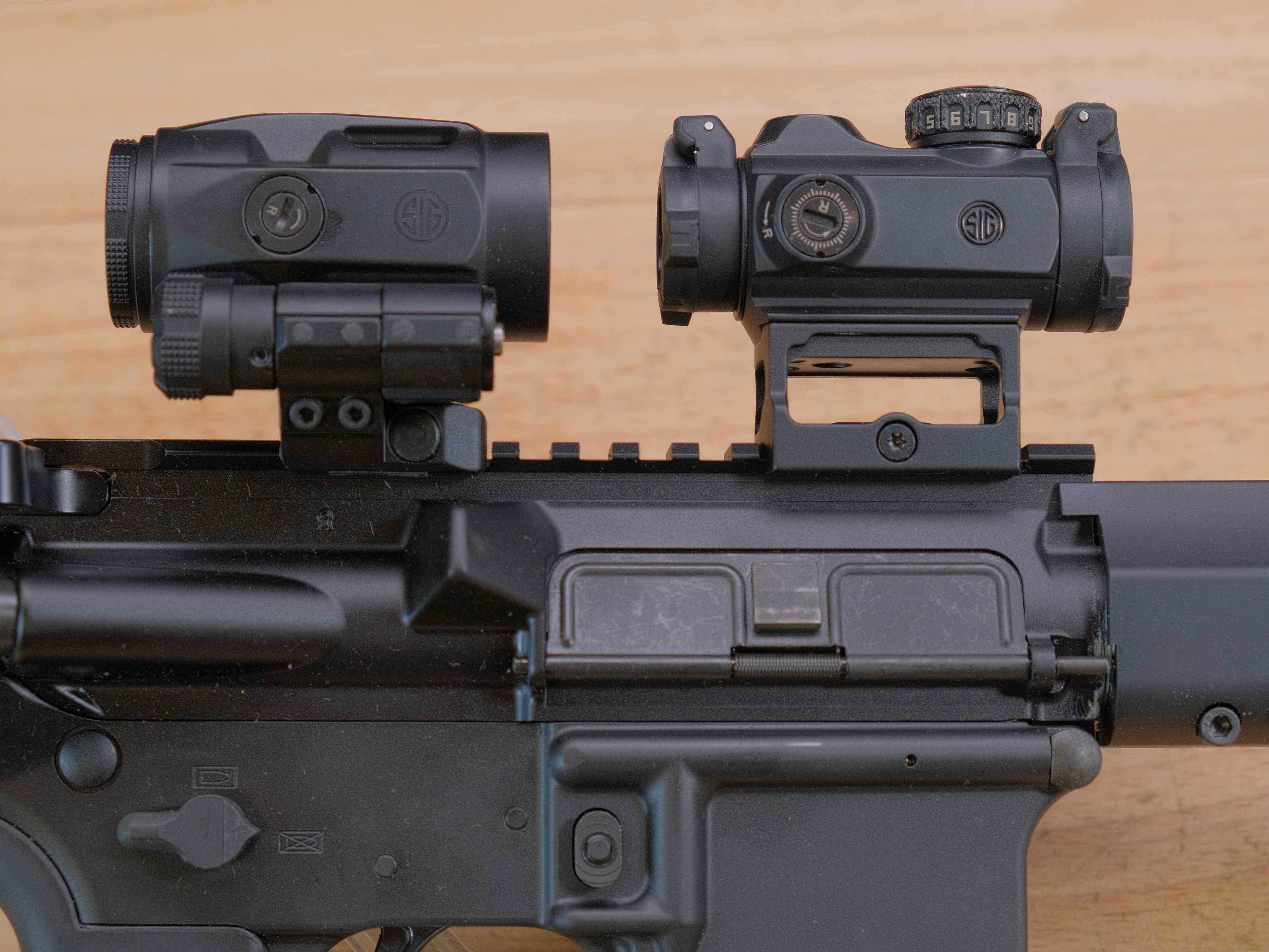 Sig Sauer M400 Tread AR15 - 5.56 NATO - w/ Romeo Red Dot & Magnifier - C-img-18