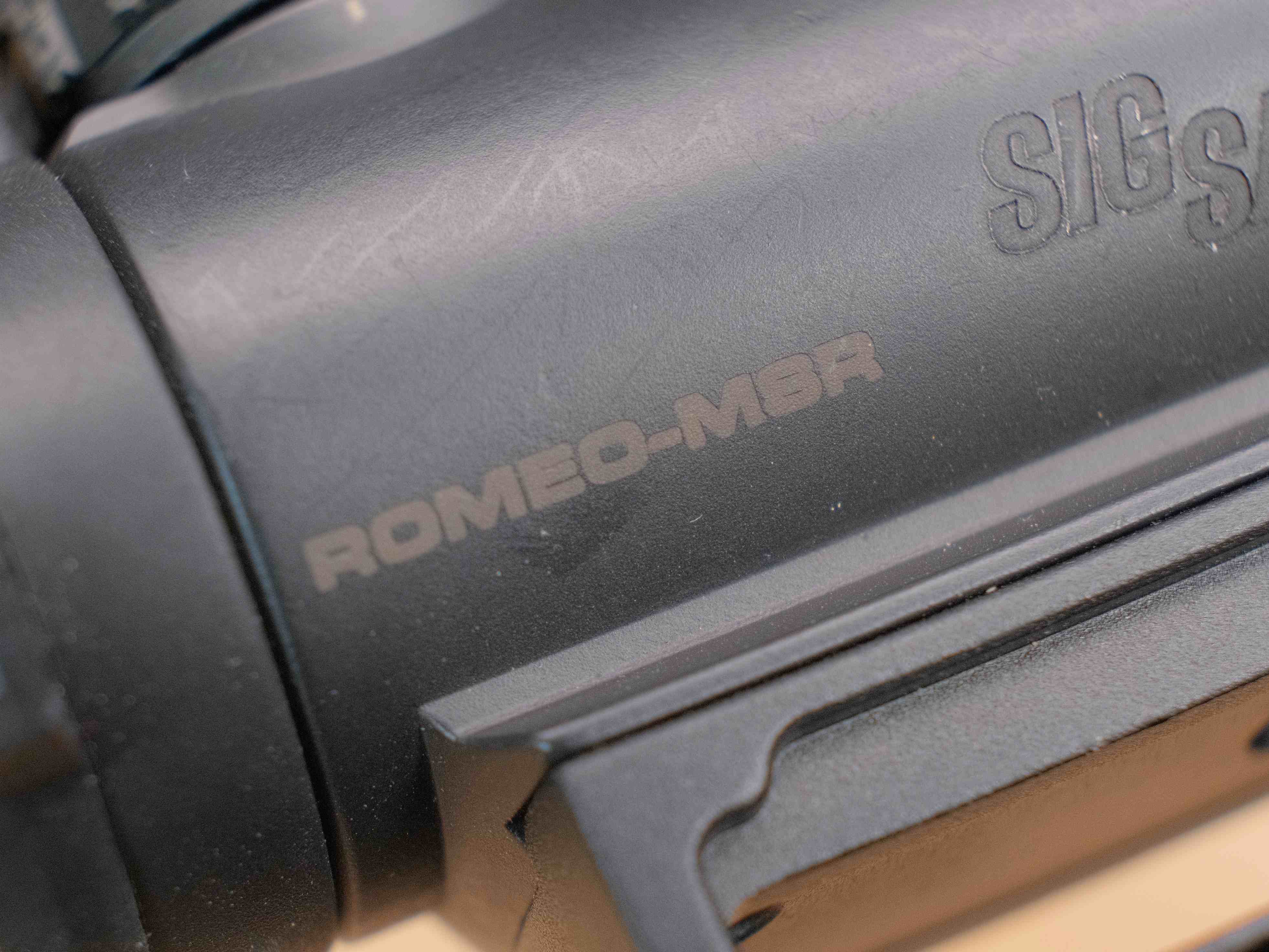 Sig Sauer M400 Tread AR15 - 5.56 NATO - w/ Romeo Red Dot & Magnifier - C-img-49