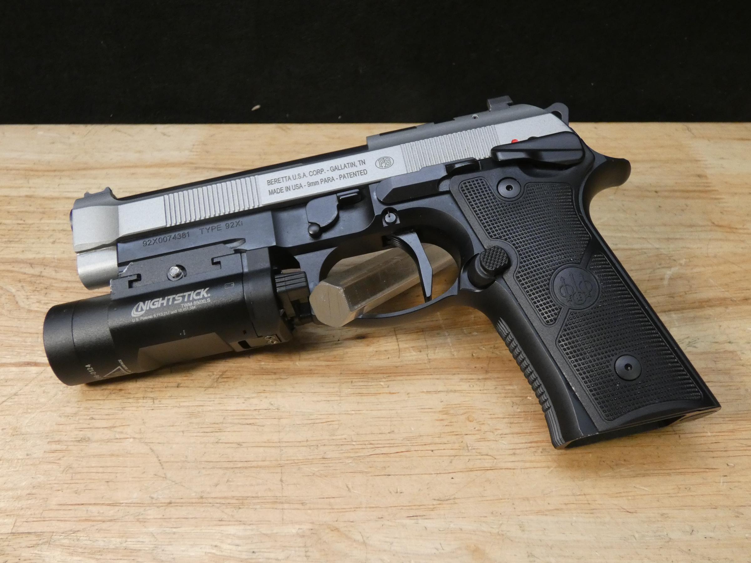 Beretta 92XI SAO - 9mm - MFG 2023 - w/ Mag & Weapon Light - 92 XI - M9-img-2