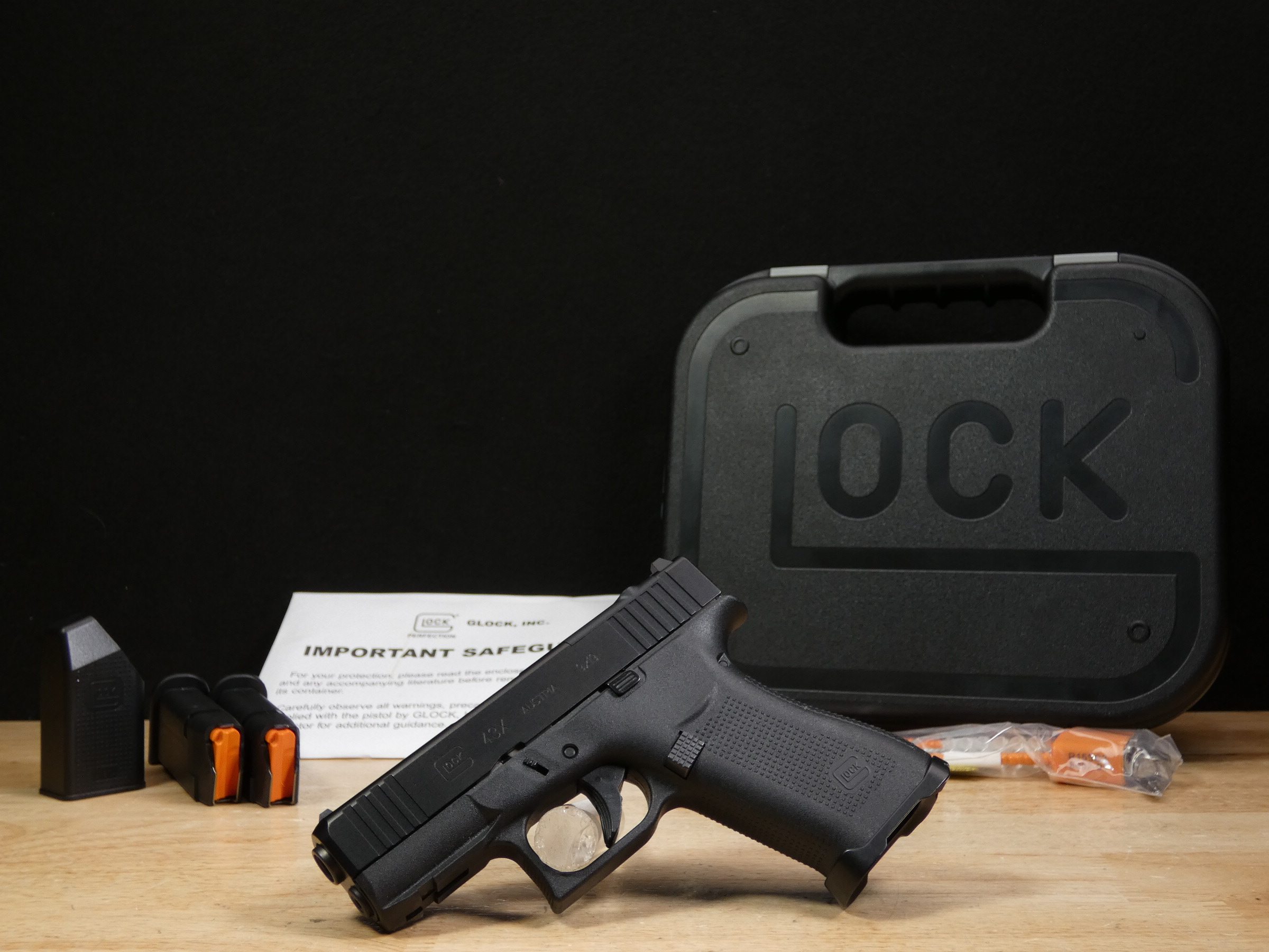 Glock 43X MOS - 9mm - G43X - Case & 2 Mags - CCW EDC - Optic Ready - C-img-1