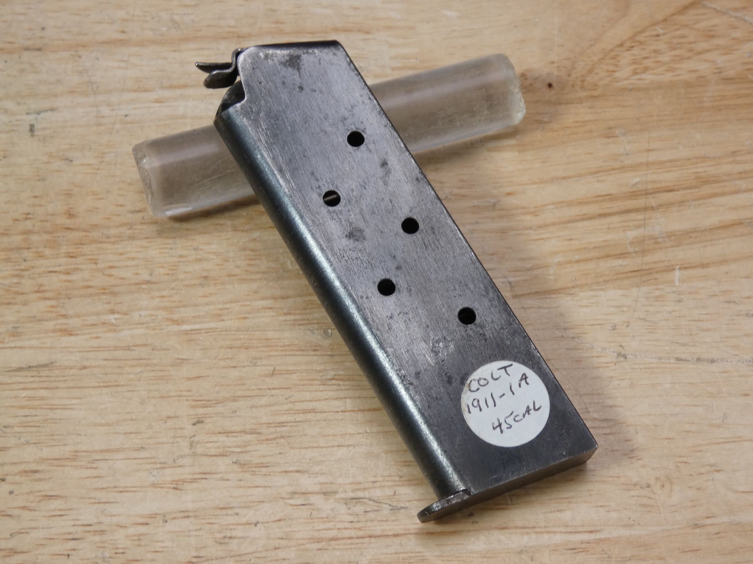 Colt 1911 A1 - .45 ACP - M1911A1 - 1911A1 - w/ Mag - C-img-26