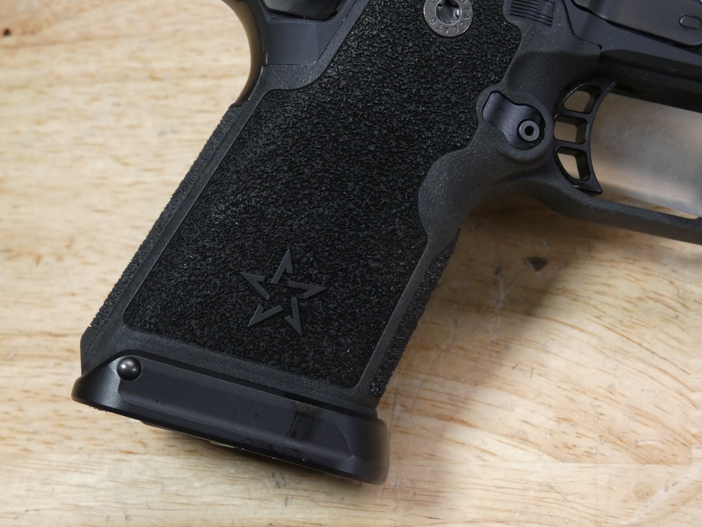 Staccato HD C4X 2011 - 9mm - DLC Compensated - Holosun HS507C + Mags - C -img-8