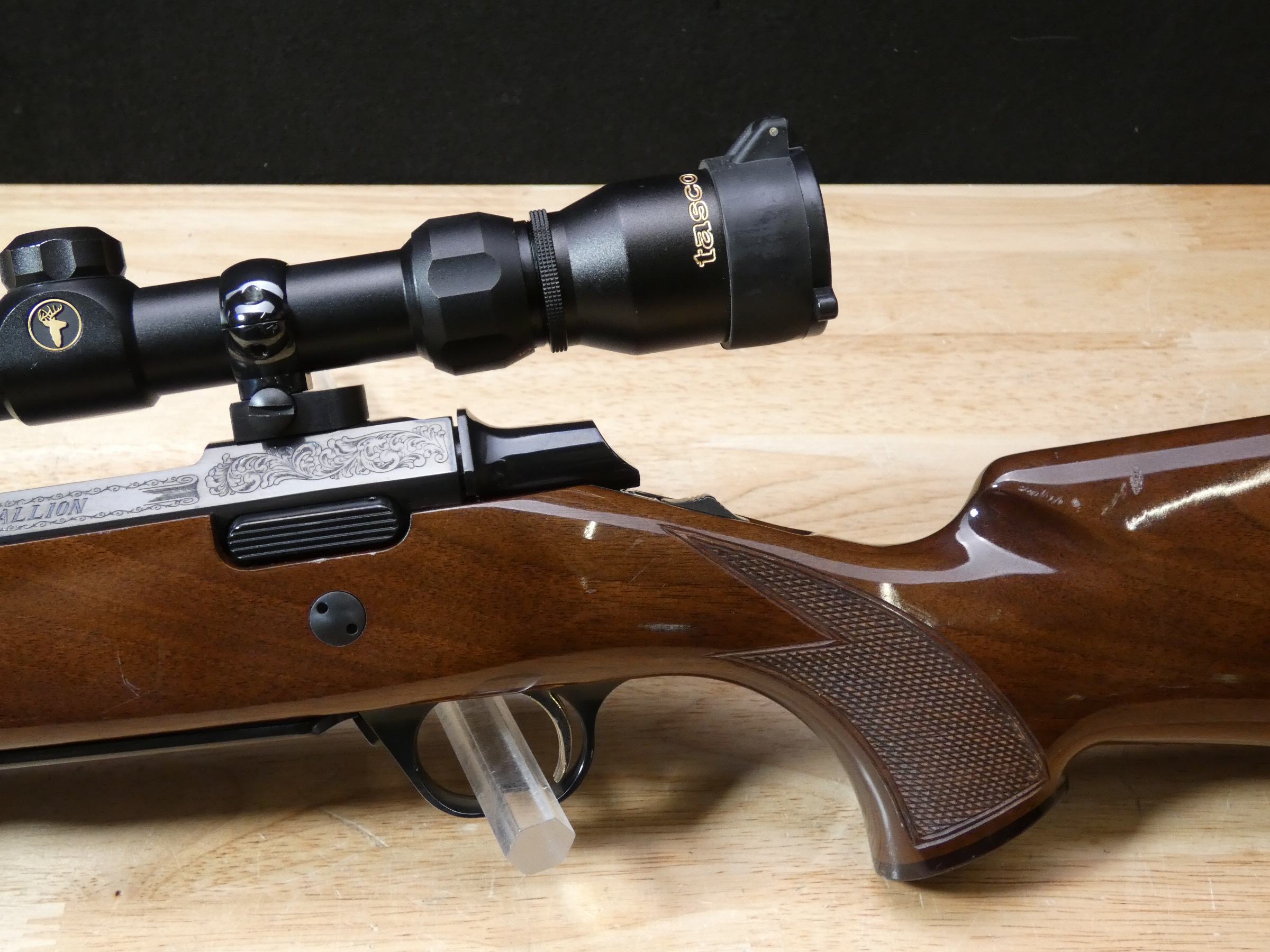 Browning A-Bolt Medallion - .375 H&H Magnum - MFG 1999 - w/ Riflescope - C-img-8