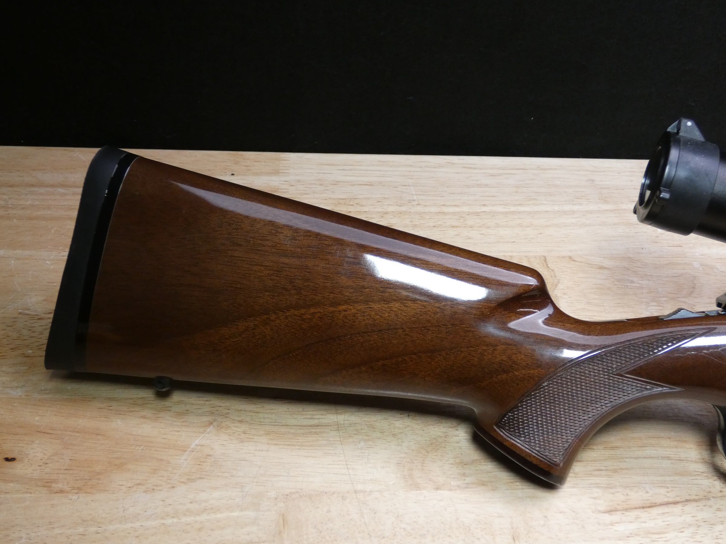 Browning A-Bolt Medallion - .375 H&H Magnum - MFG 1999 - w/ Riflescope - C-img-29