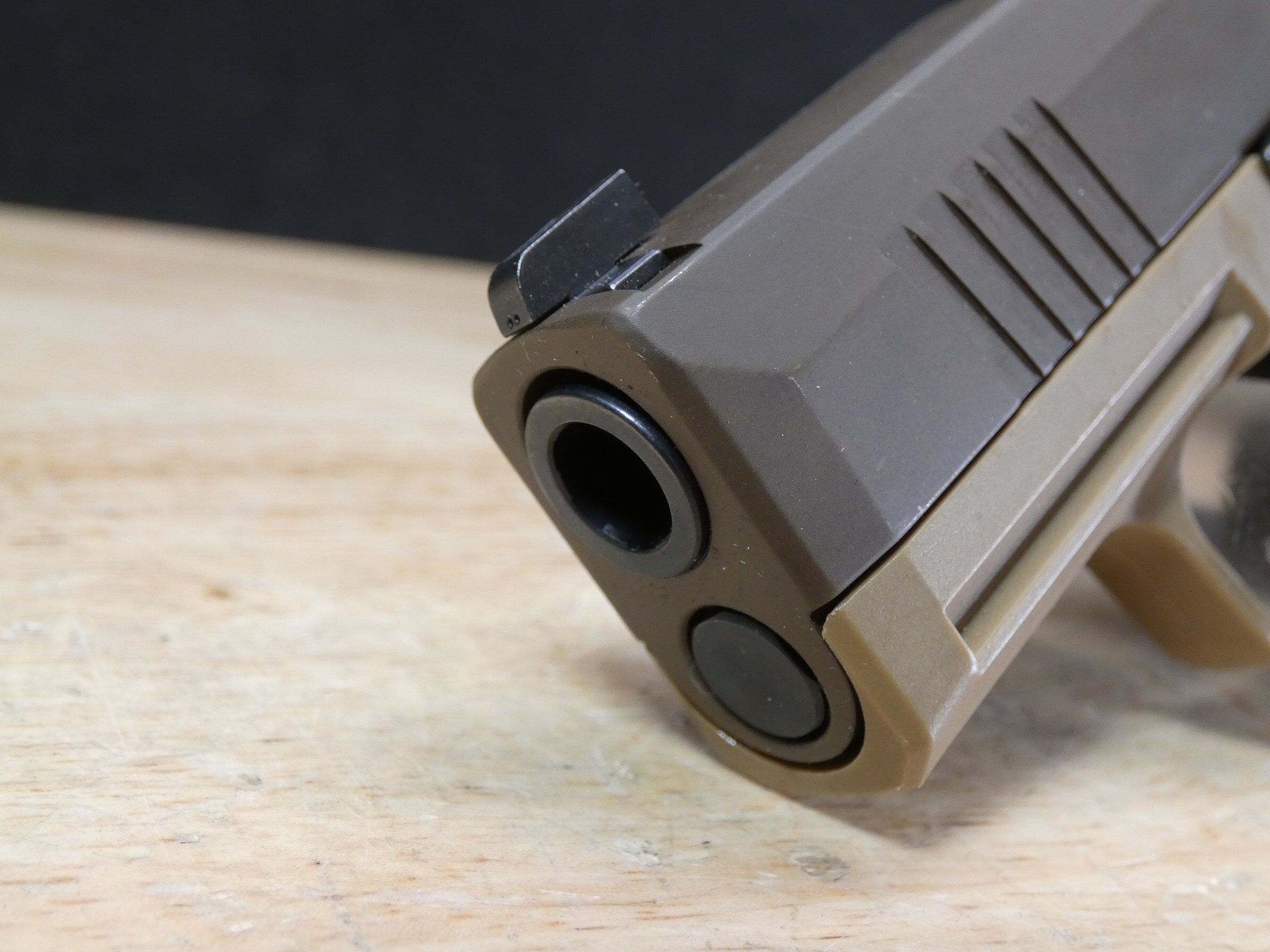Sig Sauer P365 FDE - 9mm - Coyote - w/ Hard Case & Extras! - C-img-3