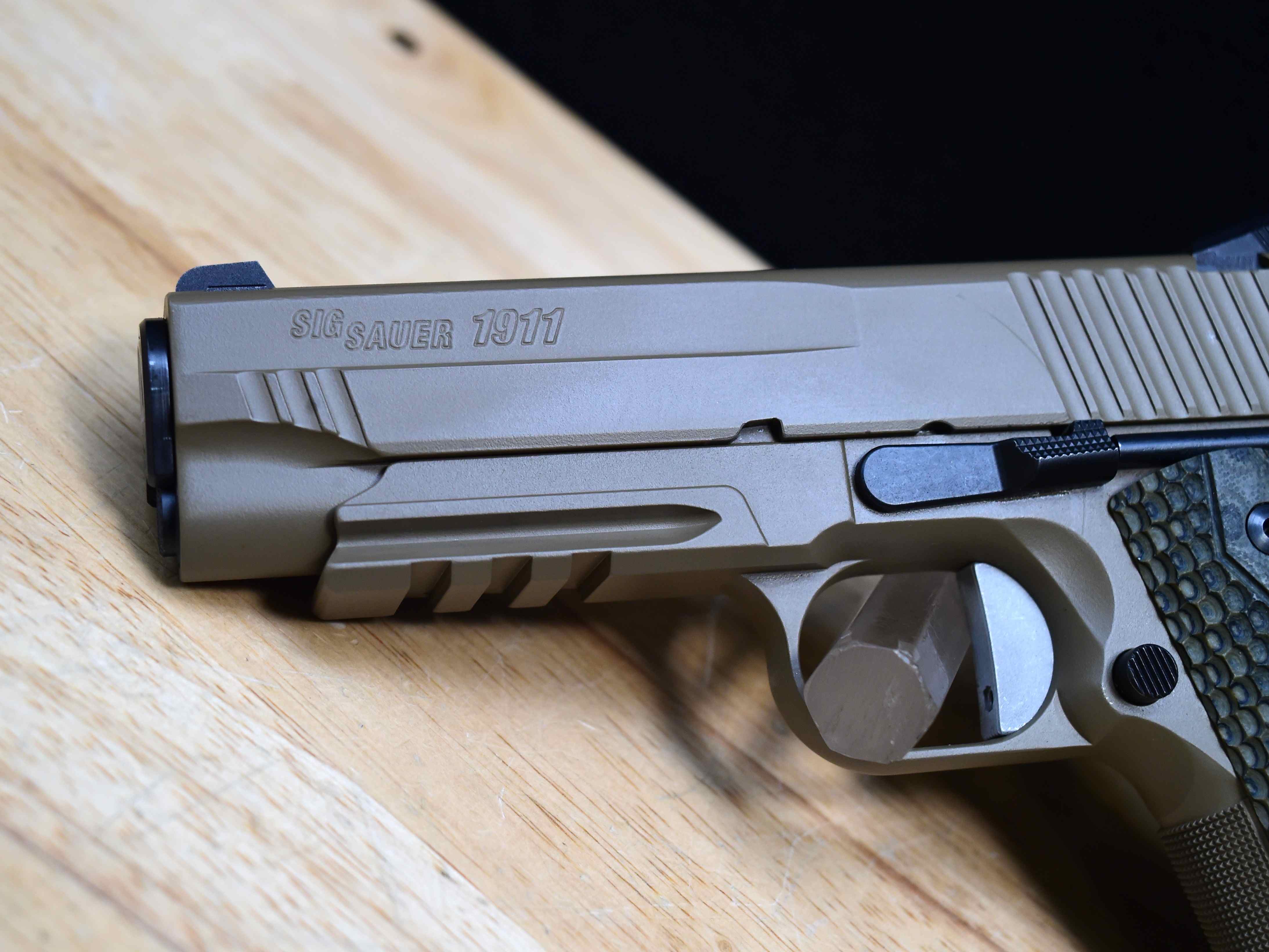 Sig Sauer 1911 Scorpion Carry - .45 ACP - OG Case & More - FDE M1911 - C-img-3