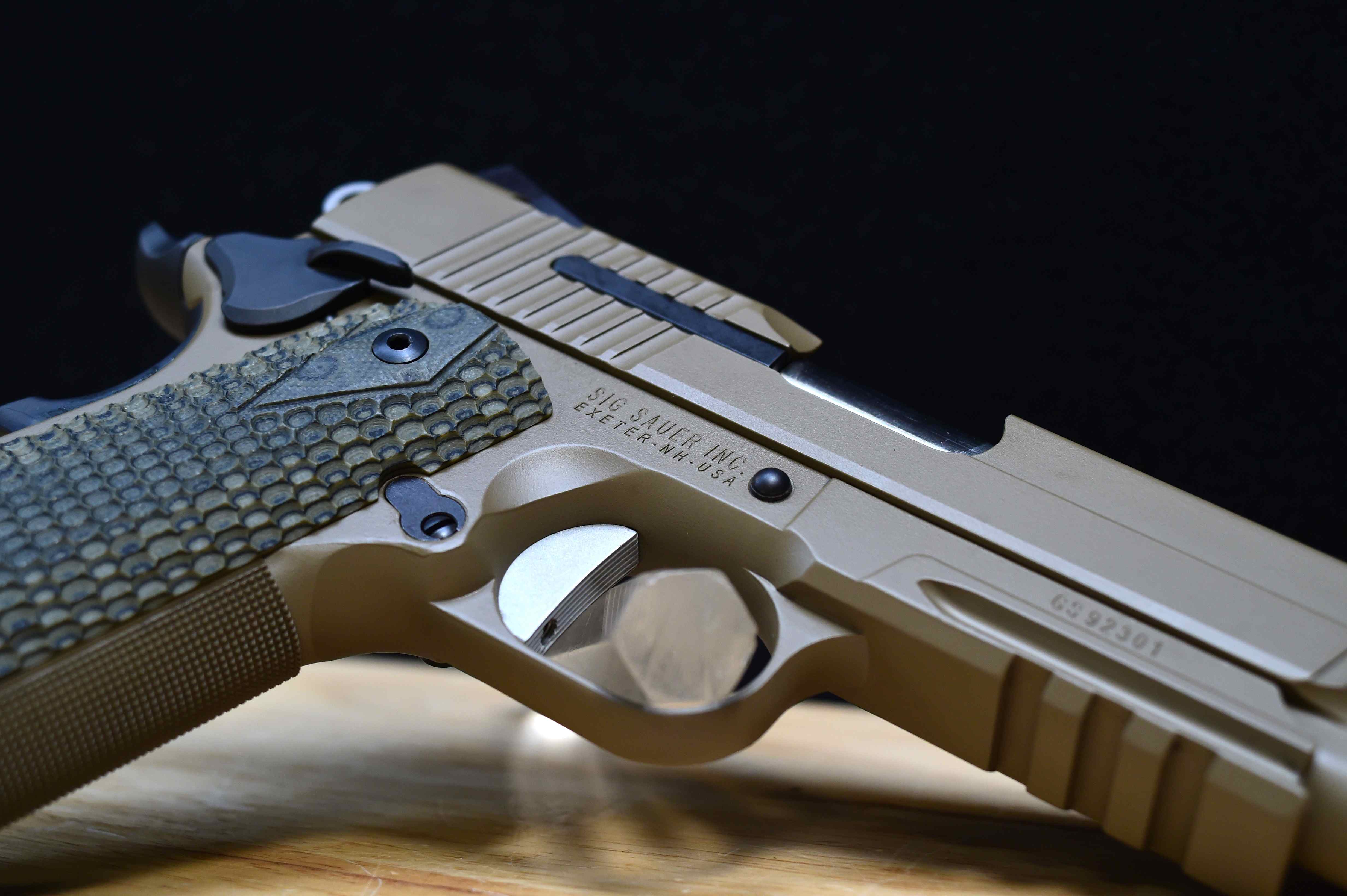 Sig Sauer 1911 Scorpion Carry - .45 ACP - OG Case & More - FDE M1911 - C-img-24