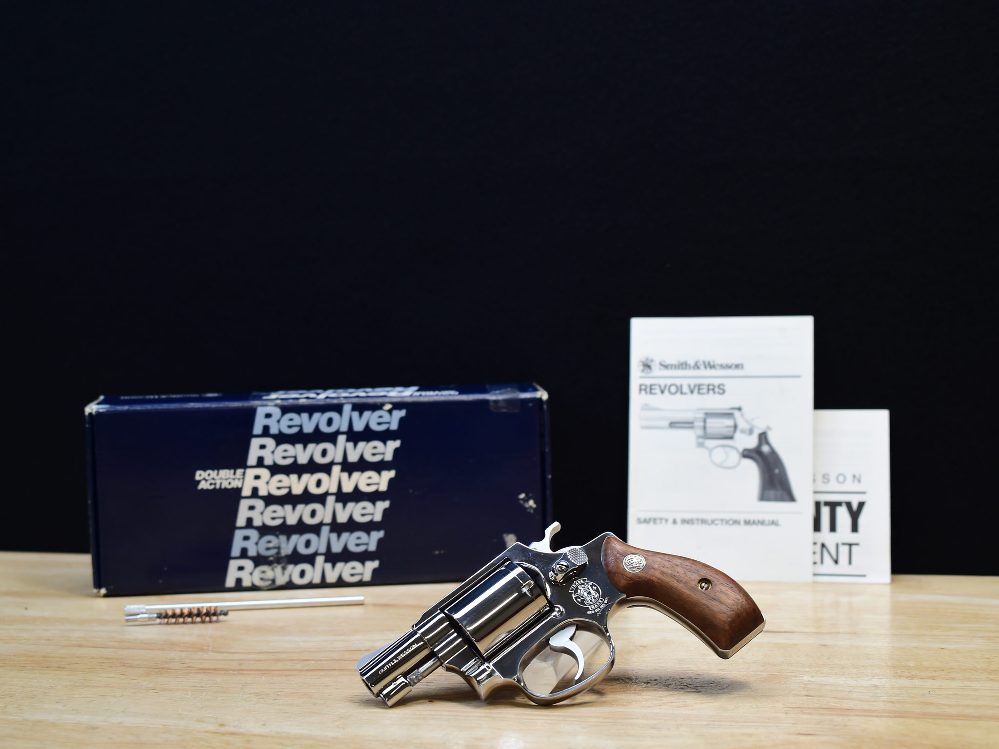Smith & Wesson Model 60 Chiefs Special - .38 SPL - w/ Unfluted Cylinder - C-img-1
