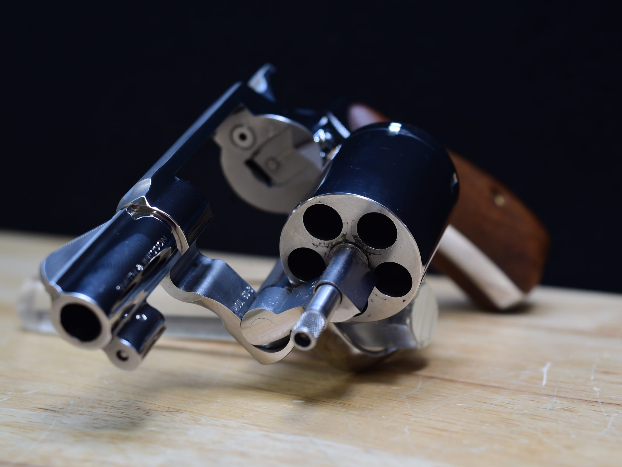 Smith & Wesson Model 60 Chiefs Special - .38 SPL - w/ Unfluted Cylinder - C-img-12