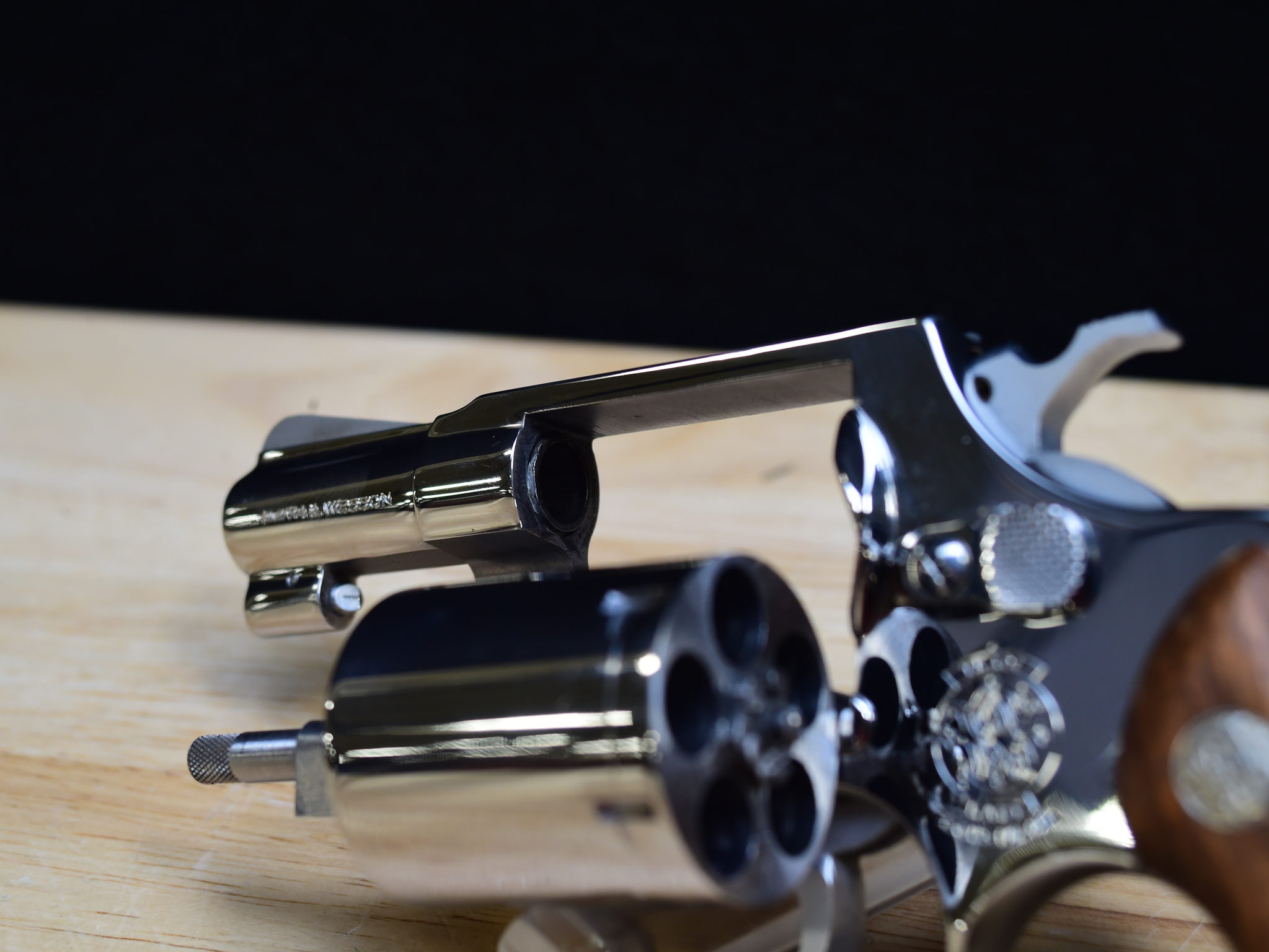 Smith & Wesson Model 60 Chiefs Special - .38 SPL - w/ Unfluted Cylinder - C-img-15